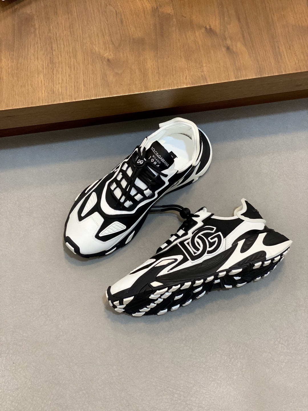 olce & Gabbana shoe